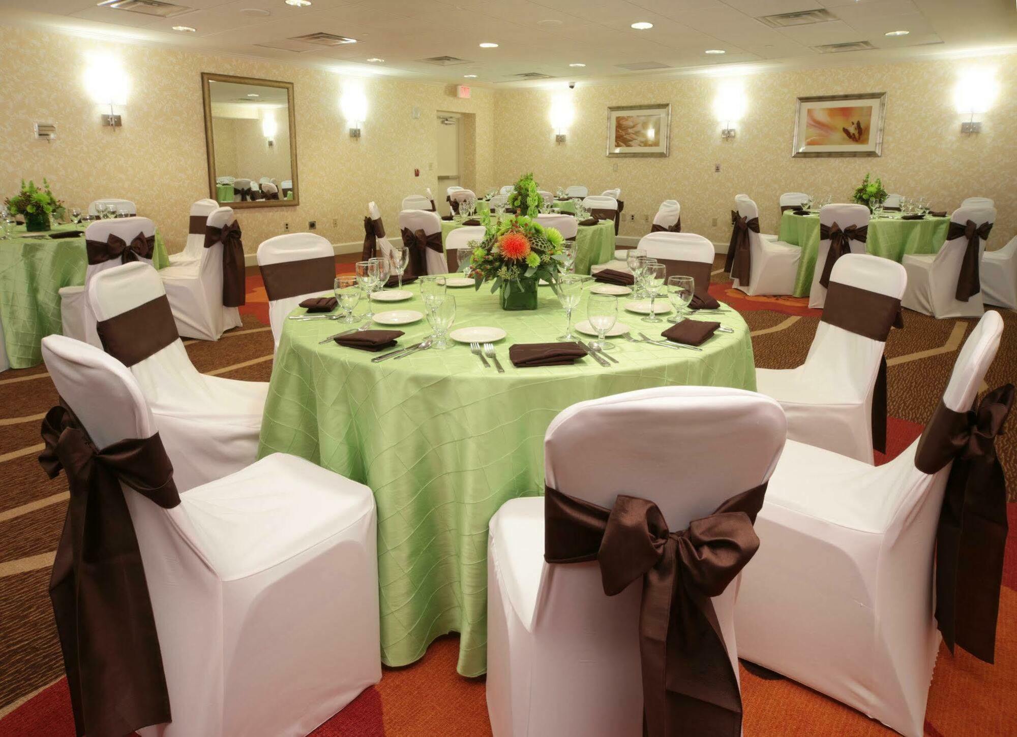Hilton Garden Inn Pittsburgh University Place Restaurant foto